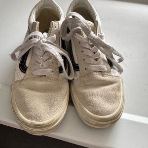 Vans Kids Sneakers in White and Black